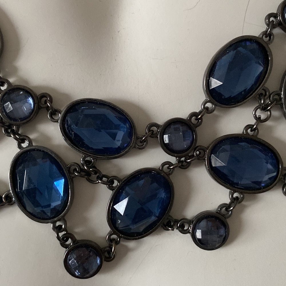 Two Beautiful necklaces - Picture 5 of 6